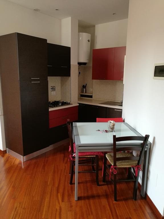 Ferienwohnung Residenza Piazza Dei Martiri 8 Bologna Exterior foto